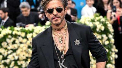 Shah Rukh Khan leads India’s richest actors with Rs 10,000 crores net worth; despite Rs 2,490 crores drop in estimated wealth