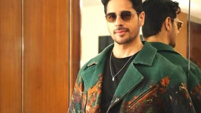 Sidharth Malhotra suffers leg injury, shares photo with a witty note!
